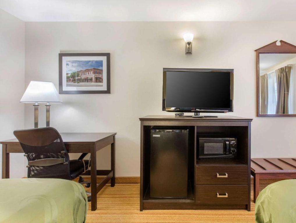 Quality Inn Arab Hwy 231 Zewnętrze zdjęcie