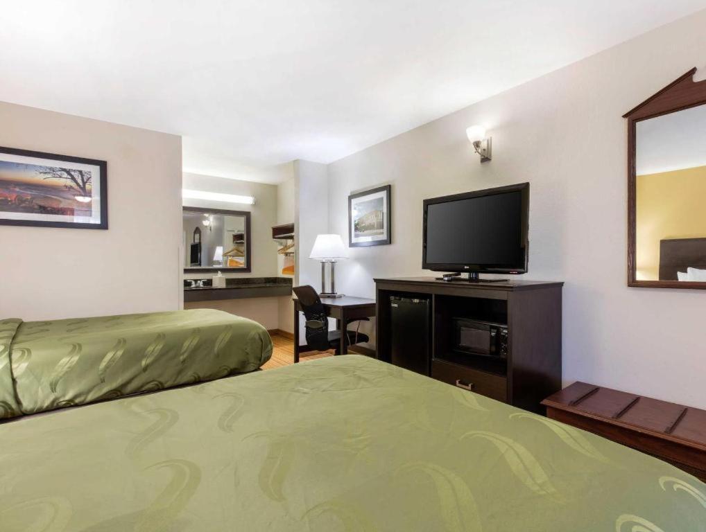 Quality Inn Arab Hwy 231 Zewnętrze zdjęcie
